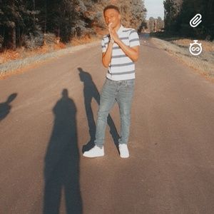 Meet your Posher, Travis